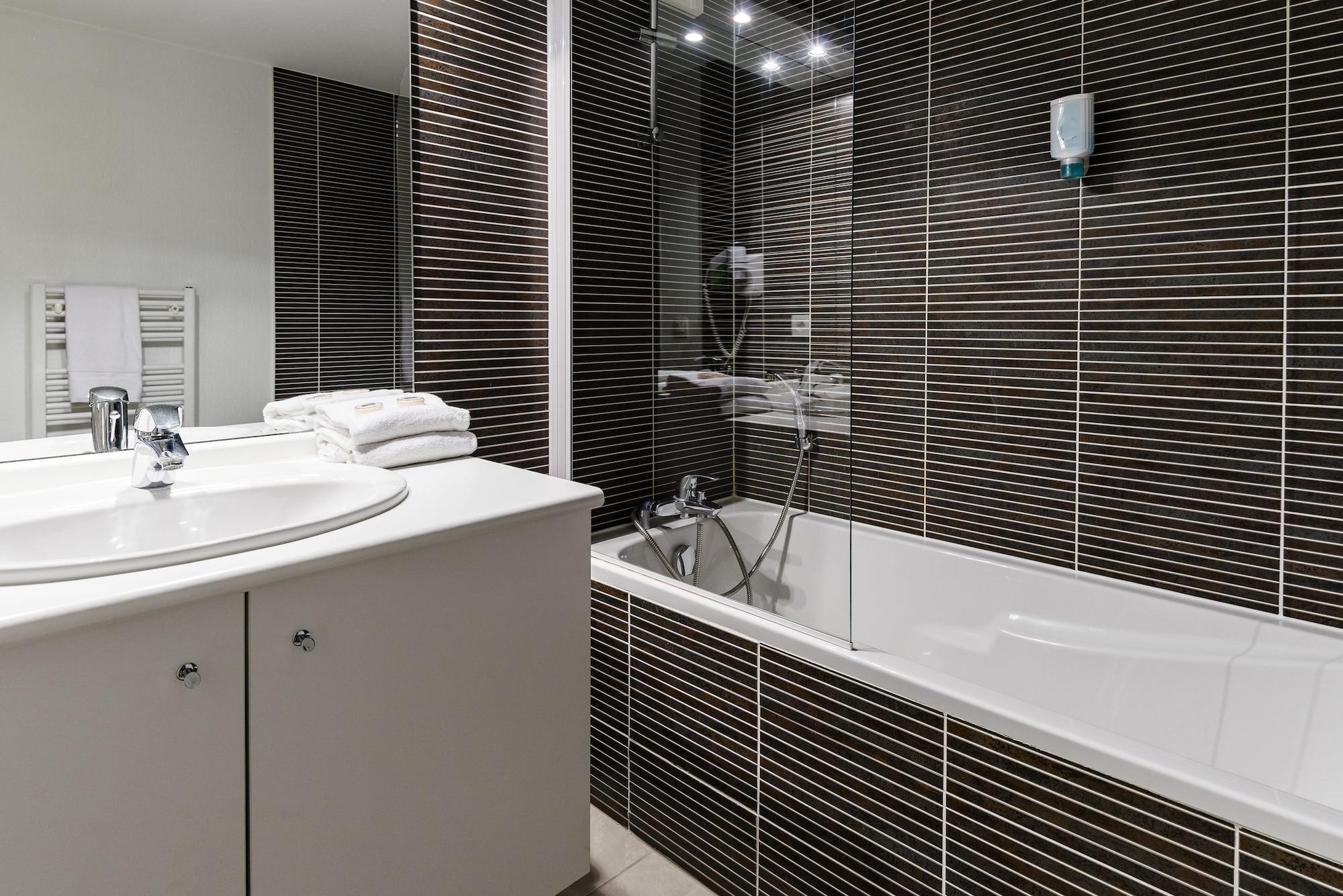 ลากร็องฌ์ อพาร์ตโฮเทล สตราสบูร์ก วิลสัน Aparthotel ภายนอก รูปภาพ